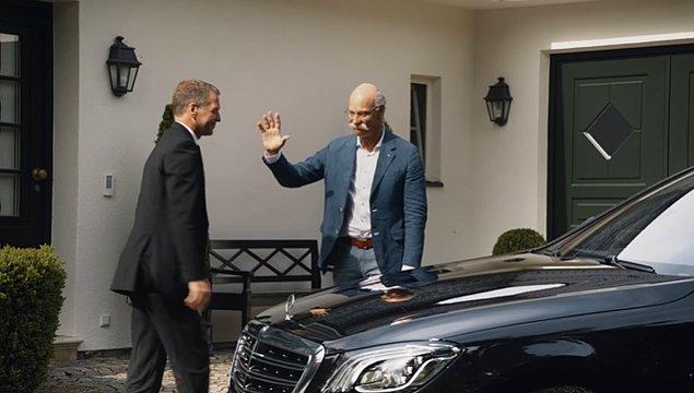 BMW reklam filmini "Emeklilik geçmişinizi geride bırakıp, geleceğinizi kucaklamaktır" ifadelerini kullanarak paylaştı.
