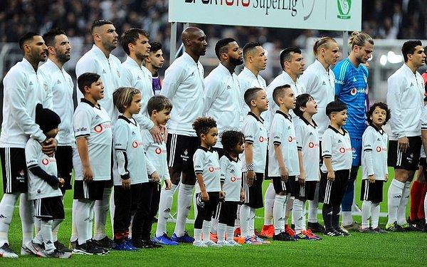 Beşiktaş - 7 futbolcu
