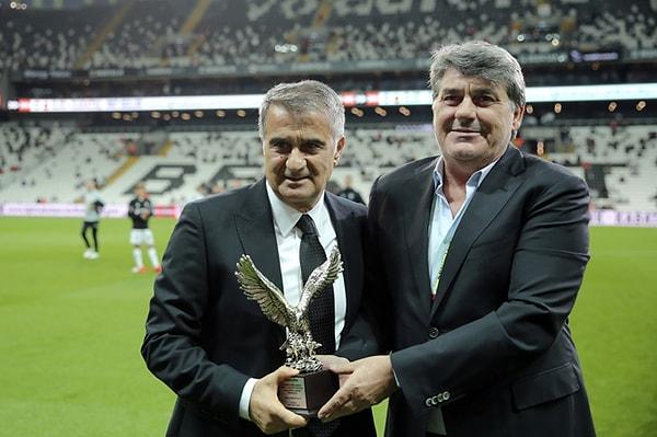 Maç öncesinde Şenol Güneş'e Beşiktaş'a yaptığı hizmetlerden ötürü teşekkür edildi ve plaket verildi.