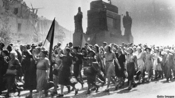 4. Какая последняя европейская столица была освобождена советскими войсками в мае 1945 года?