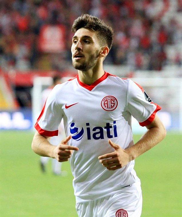 15. Doğukan Sinik / Antalyaspor ➡️ Galatasaray