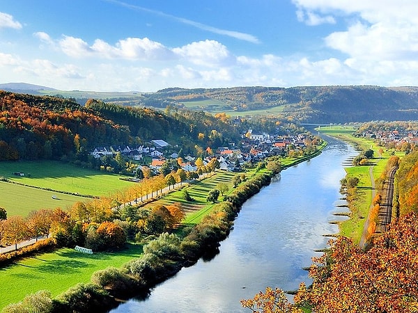 6. Самая длинная река Европы - это ...