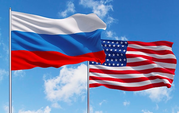 4. От России до США всего 4 км.