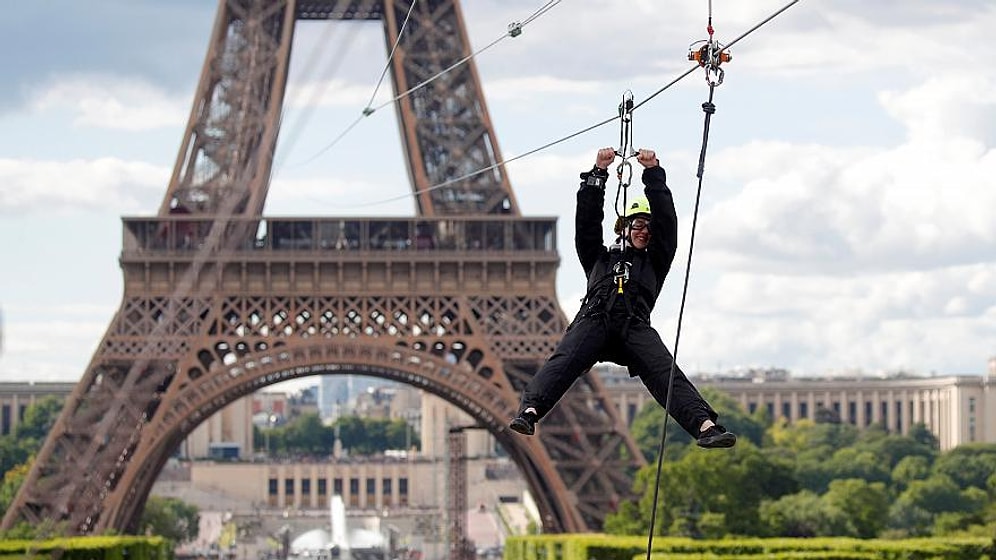 Eyfel Kulesi'nde Benzersiz Deneyim: Ziyaretçiler Saatte 90 KM Hızla Aşağı Kayacak