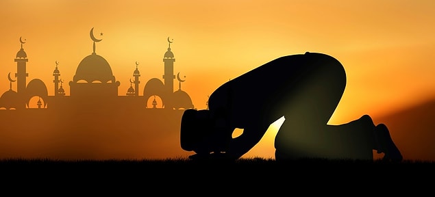 632 - İslam peygamberi Muhammed'in ölümü.