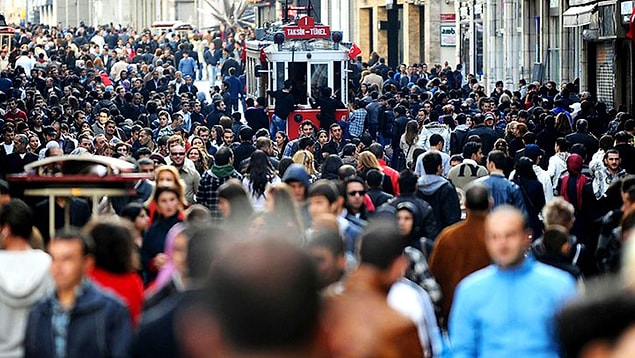 Bahçeşehir Üniversitesi tarafından hazırlanan rapor 15-19 yaş aralığındaki gençlerin 2012-2017 yılları arasındaki eğitim ve istihdam durumunu mercek altına aldı.