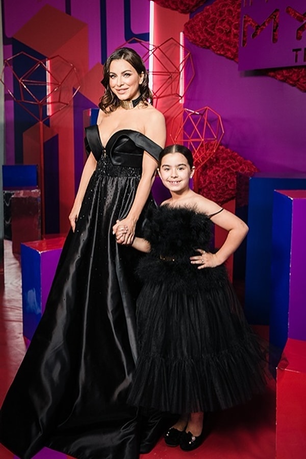 11. Ани Лорак с дочерью