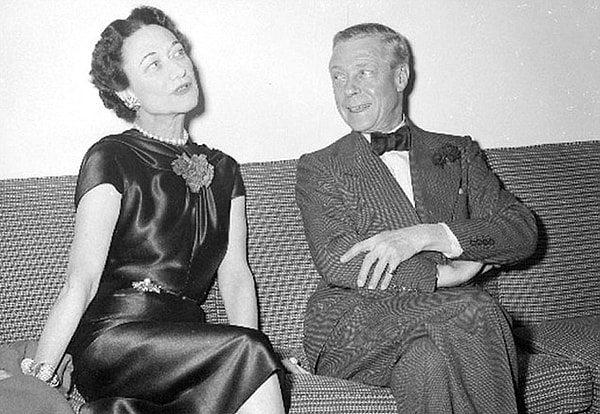 1. Эдуард VIII (1894-1972), дядя королевы Великобритании Елизаветы II