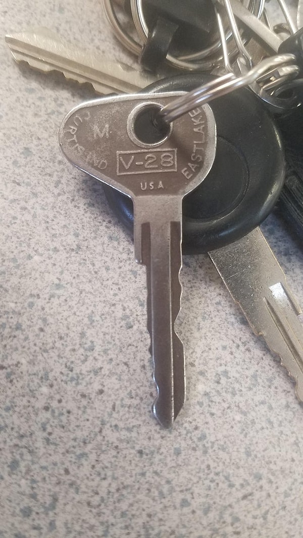 13. Ключ настолько изношен, что не заводит автомобиль