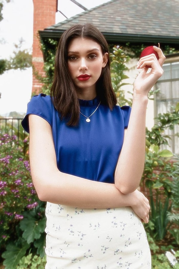 Лорен в образе Белоснежки