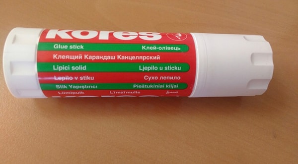 28. Я его слепила из того, что было, при помощи сухо-лепила!