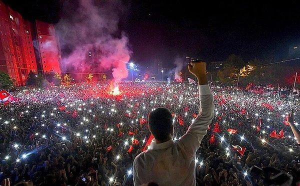 31 Mart yerel seçimlerinin tekrarlanmasının ardından 23 Haziran günü Ekrem İmamoğlu İstanbul Büyükşehir Belediye Başkanı seçildi.