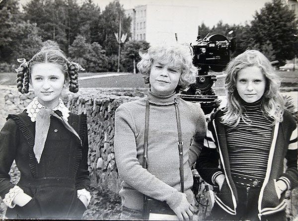 1. Где снимали «Приключения Электроника»?