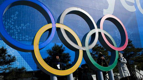 1894 - Uluslararası Olimpiyat Komitesi, Olimpiyat oyunlarının dört yılda bir yapılması kararını aldı.