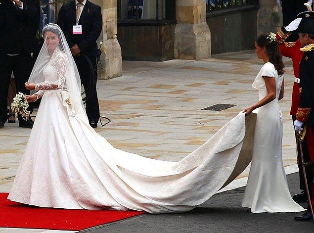 Westminster Abbey’de dünyaevine giren çiftin düğünü tam tamına 34 milyon dolara mal olmuştu.