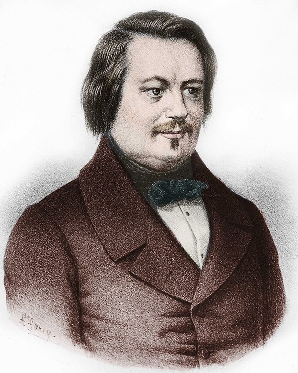 10. Кто изображен на фото?