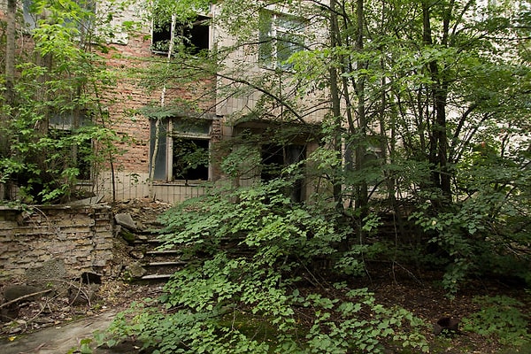 3. Здание больницы