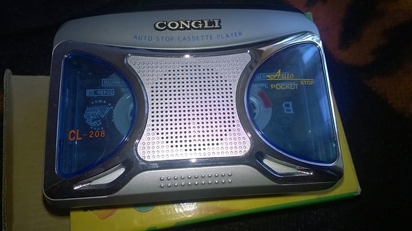 9. Кассетный плеер
