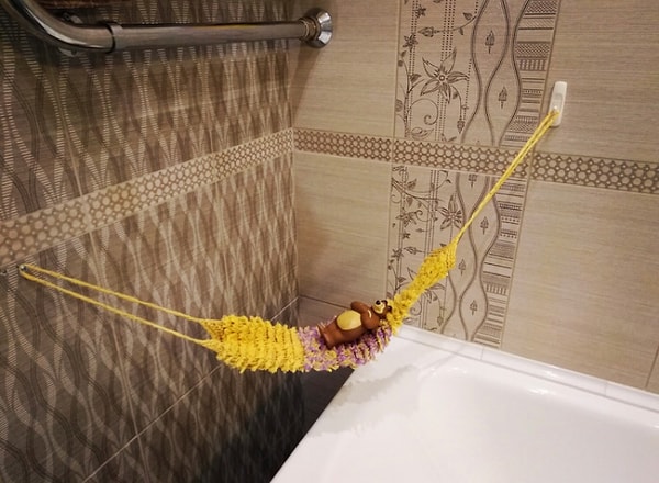 6. 3-летний русский мальчик уже знает, как организовать отдых-релакс для своих самых верных друзей буквально задаром