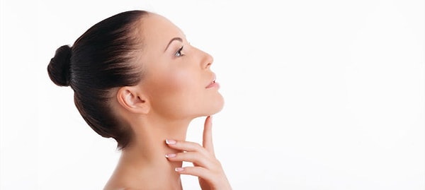 2. Подбородочный выступ (у млекопитающих) есть только у людей и слонов