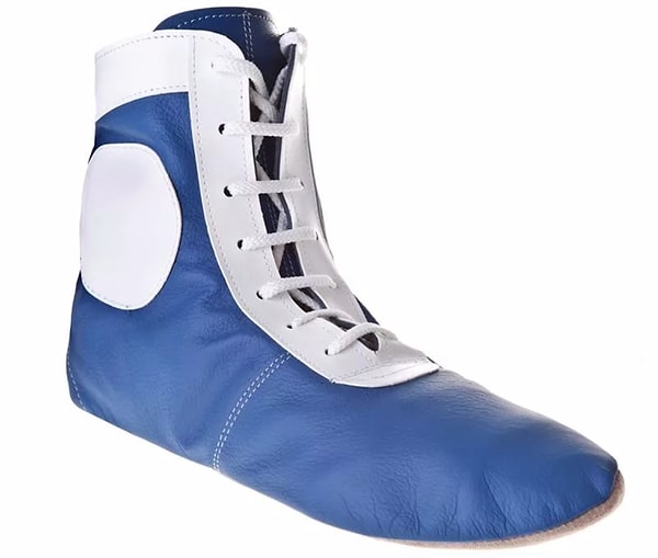 4. Где применяется эта обувь с ультратонкой подошвой?