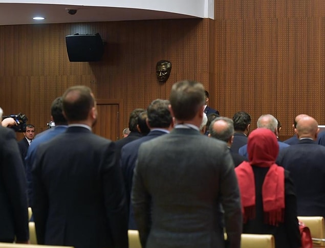 İYİ Partili meclis üyeleri karara olumlu oy kullanırken CHP, AKP ve MHP'li üyeler olumsuz yönde oy verdi.