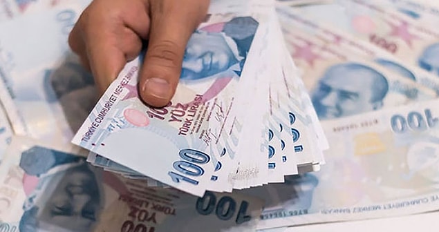 Her ay verilen maaşın %4'ü oranında verilen ek vergi iadesi ödemesi artıyor. Temmuz ayında yeni aylıktan hesaplanacağı için bu miktar da artacak.