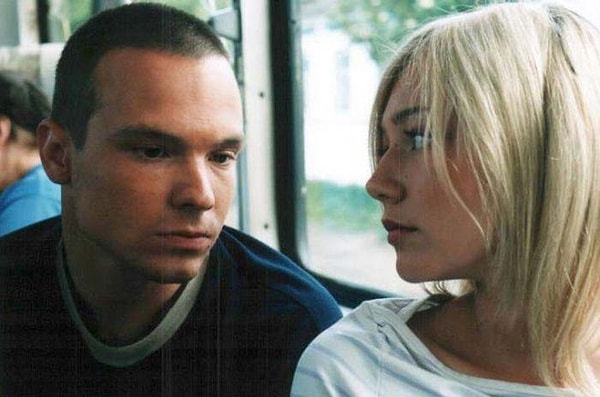 Актриса сначала встречалась с Алексеем Чадовым, затем бросила его ради Сергея Шнурова.