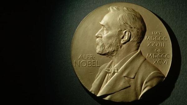 7. Doğru cevap! Nobel, Oscar ve Grammy ödülü sahibi tek kişi kimdir?