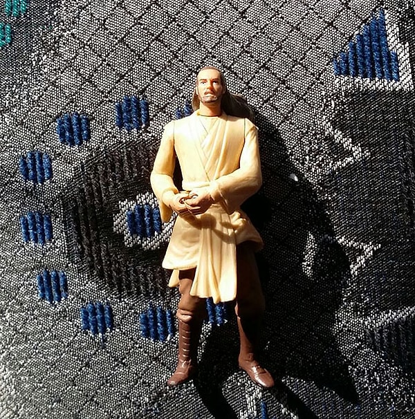 11. «Моя девушка никак не могла понять, почему у меня в доме есть фигурка Иисуса»