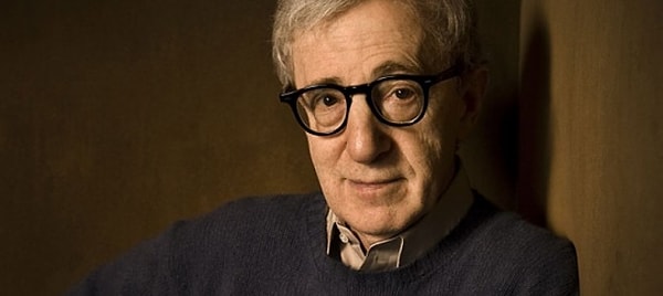 9. Что, как считал Вуди Аллен, вдвое повышает ваши шансы на свидание в субботний вечер?