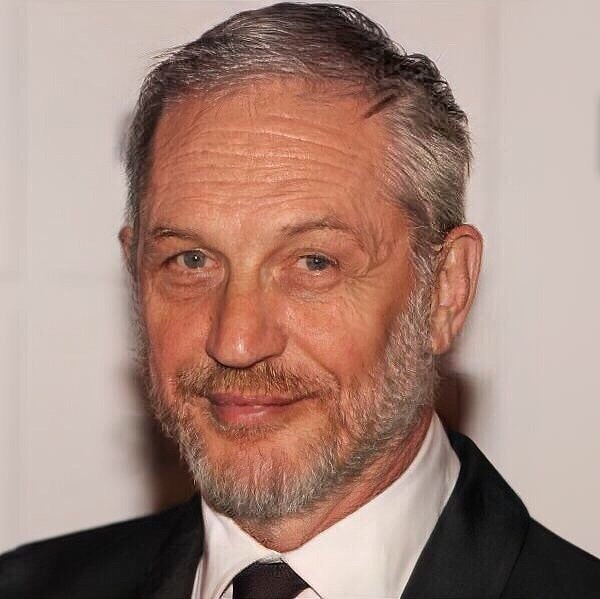 23. Том Харди