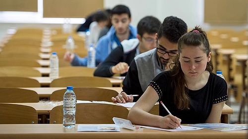 Endişelendiren Sonuçlar: Üniversite Sınavında Her Dört Adaydan Biri İlk Barajı Bile Geçemedi