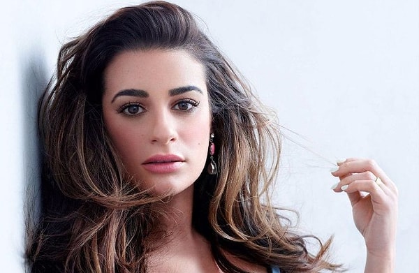 19. Лию Мишель долго не хотели брать в кино из-за ее крупного носа и даже советовали сделать ринопластику. Но актриса ничего не стала менять в своей внешности и все равно добилась успеха.