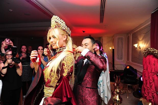 Serdar Ortac Esiyle Boy Farkini Ispat Etti Foto Galerisi