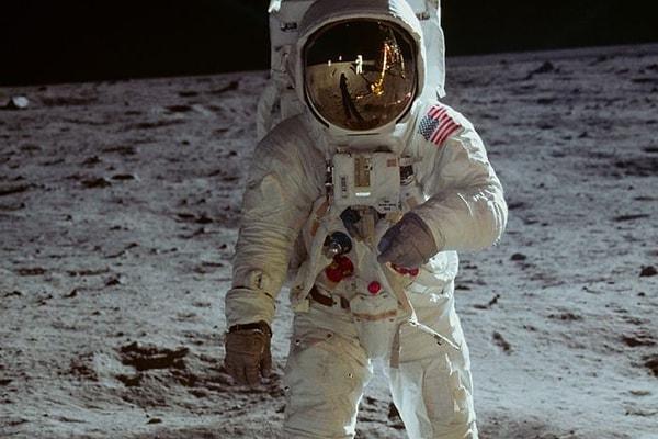 Bundan tam 50 yıl önce, Ay yüzeyine yapılan insanlı ilk uzay uçuşu gerçekleşti ve o güne dek böyle bir şeyin gerçekleşeceğine ihtimal dahi vermeyen herkes Apollo 11 adını hafızalarına kazıdı.
