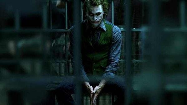 2. Nolan, The Joker karakterini bir Francis Bacon tablosundan ilham alarak tasarladı.