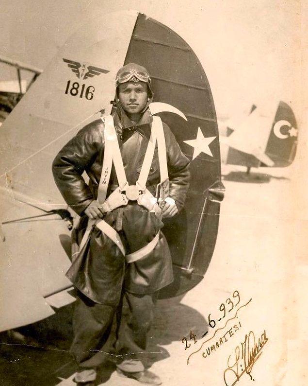Kayseri'de üretilen Gotha Go-145A uçağı önünde bir Türk pilotu, Kayseri, 1939.