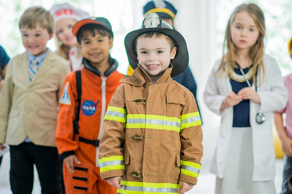 İnsanlık Var Olmaya Devam Ettikçe Hiç Kaybolmayacağına Emin Olduğumuz 9 Meslek