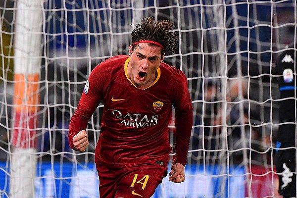 2018 yılında Sampdoria'dan Roma'ya transfer olan genç oyuncu, geçtiğimiz sezon başkent ekibinin formasıyla 32 maçta 5 gol atıp 3 asist yapma başarısı gösterdi.