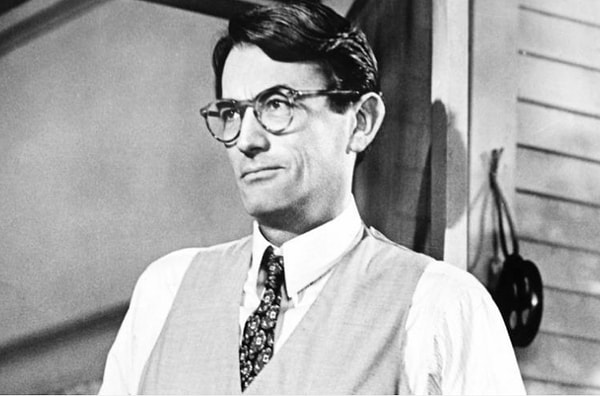 5. Из какого произведения может быть этот мужчина?