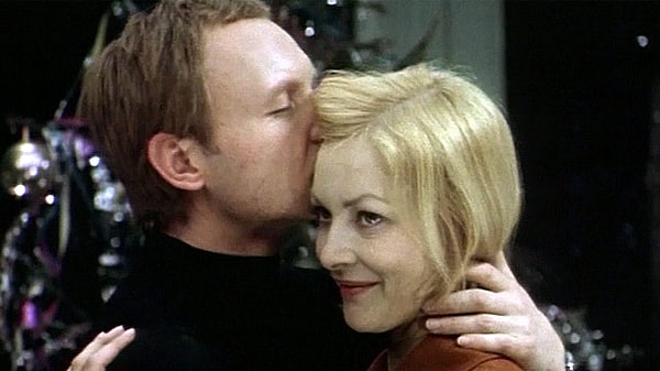 1. "Тебя посодют, а ты не воруй" 2. "Жениться надо было на сироте" 3. "Ну почему он жулик? Человек умеет жить!"