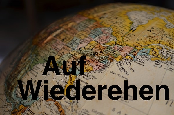 9. А эта фраза означает прощание на...?