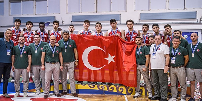 Erkekler 18 Yaş Altı Avrupa Basketbol Şampiyonası'nda İkinci Olduk!