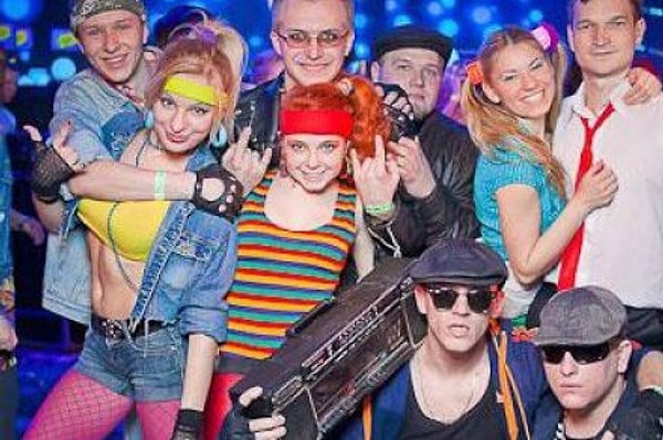 6. Какая песня 90-х вам больше нравится?