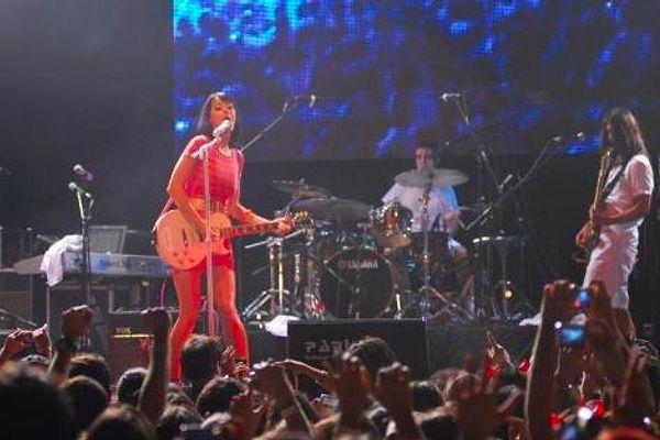 14. O zamanlar yeni tanınmaya başlanan Katy Perry 9 Temmuz 2009'da İstanbul'daki konserinde eğlenceli anlar yaşatmıştı.