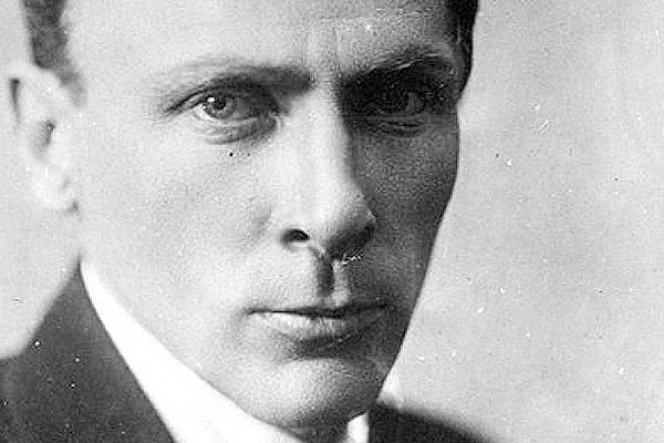 5. Выберите произведение Михаила Булгакова: