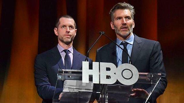 1. Game of Thrones yazarları David Benioff ve D.B. Weiss ikilisi HBO’dan ayrıldı ve 200 milyon dolar karşılığında Netflix bünyesine girdi.
