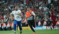 Maçın Heyecanıyla Atlamış: Liverpool-Chelsea Maçında Sahaya Giren 'YouTuber' Adli Kontrol Şartıyla Serbest Bırakıldı