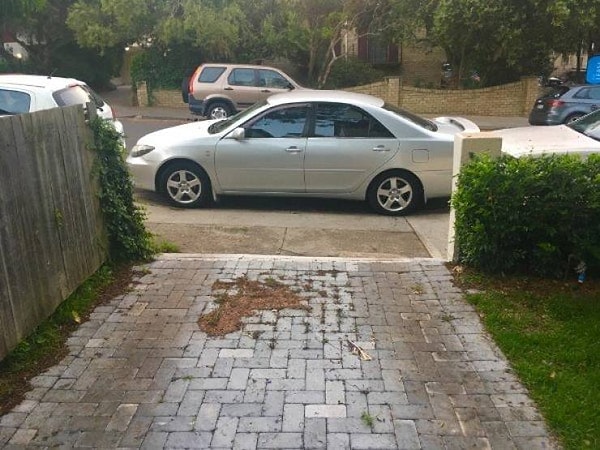 17. "Спасибо этому чуваку, из-за него я не могу заехать в свой двор"